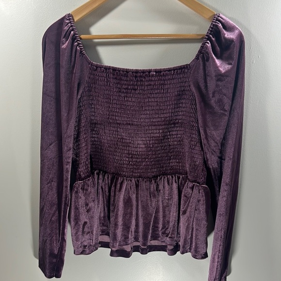 NWT GAP Women's Rich Velvet Purple Smocked Baby doll Peplum Blouse Size Large - Picture 5 of 5